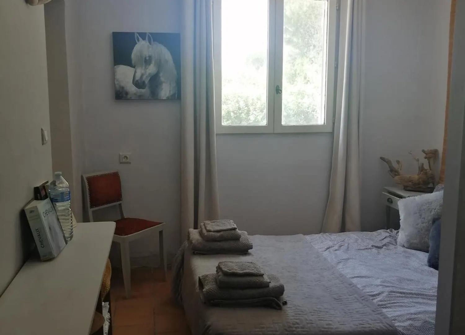 Homestay Ancienne Gare Apartment Arles